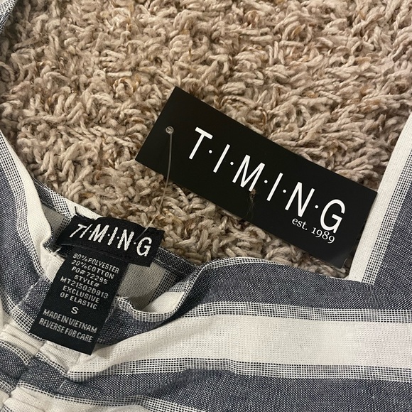 TIMING blue and white striped crop top - Picture 3 of 3